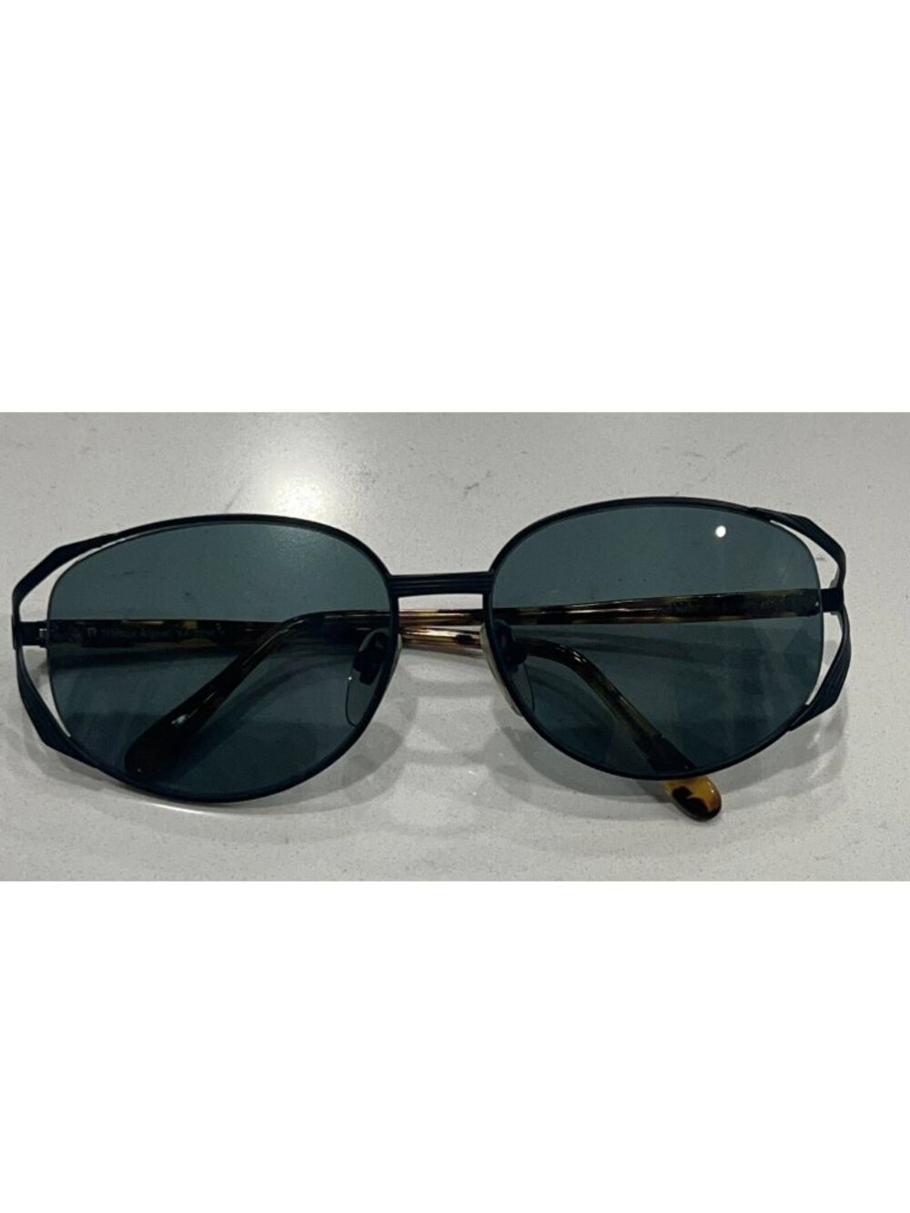 Vintage Etienne Aigner Liberty EA73S #2 130 Tortoise Black Oval Sunglasses 1990s